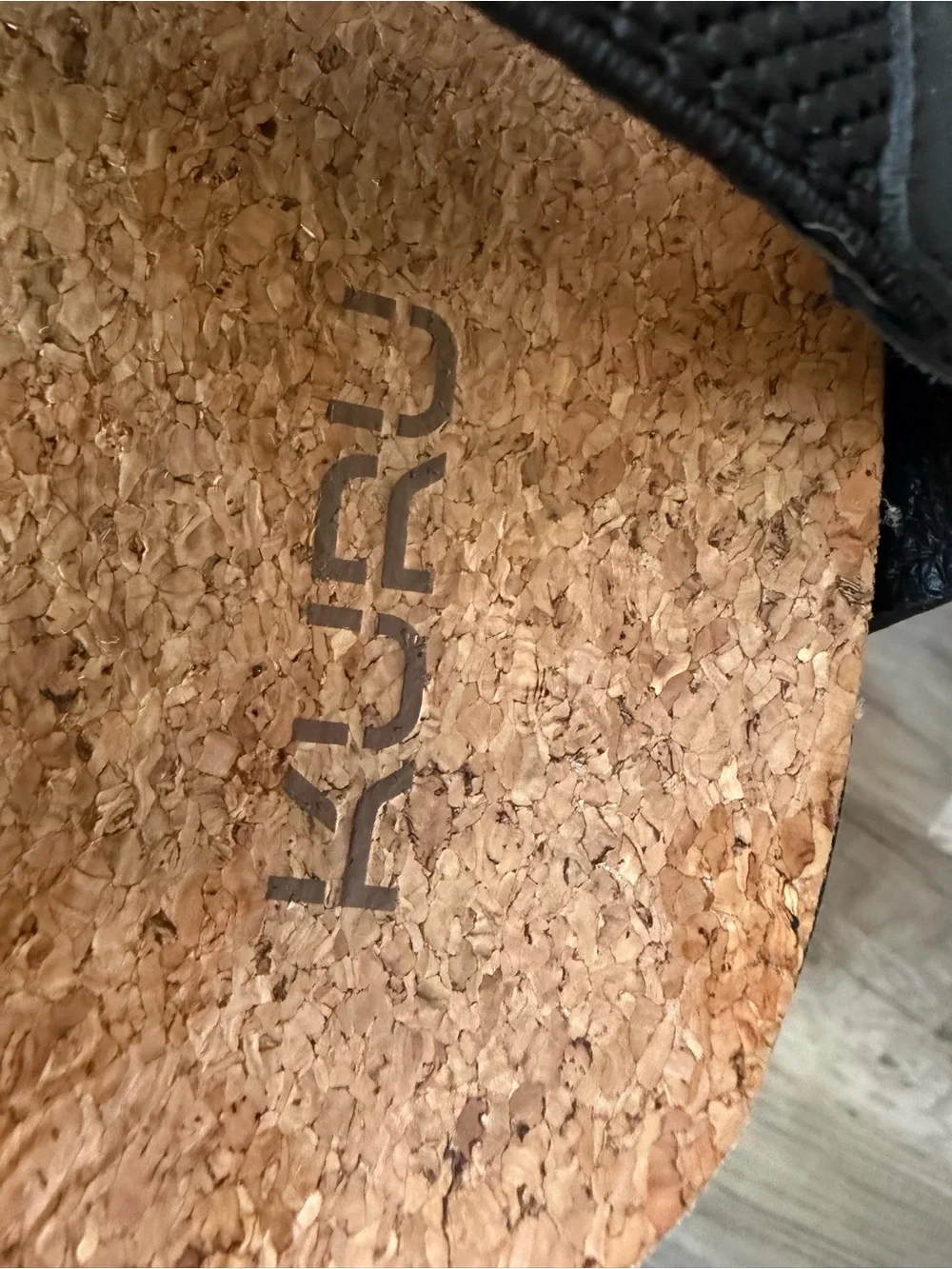 KURU chunky platform